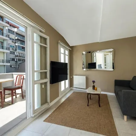Appartamento Modern Bright Studio W Terrace & Sea Views! #104 *